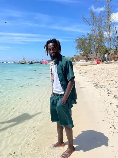 Beach African-Style Outfit - Shirt & Shorts